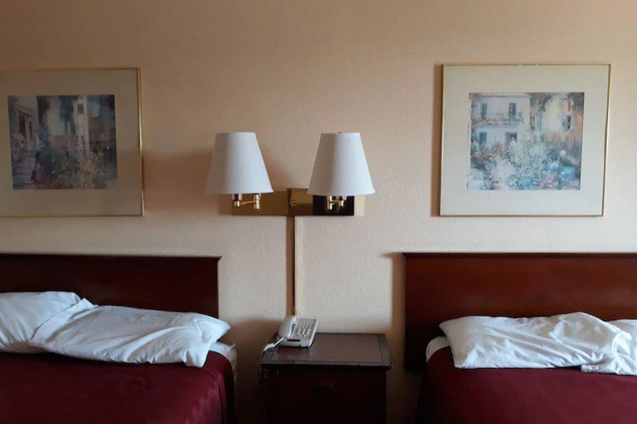 Americas Best Value Inn Stockbridge Luaran gambar