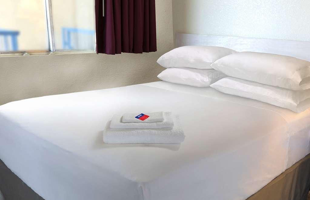 Americas Best Value Inn Stockbridge Bilik gambar