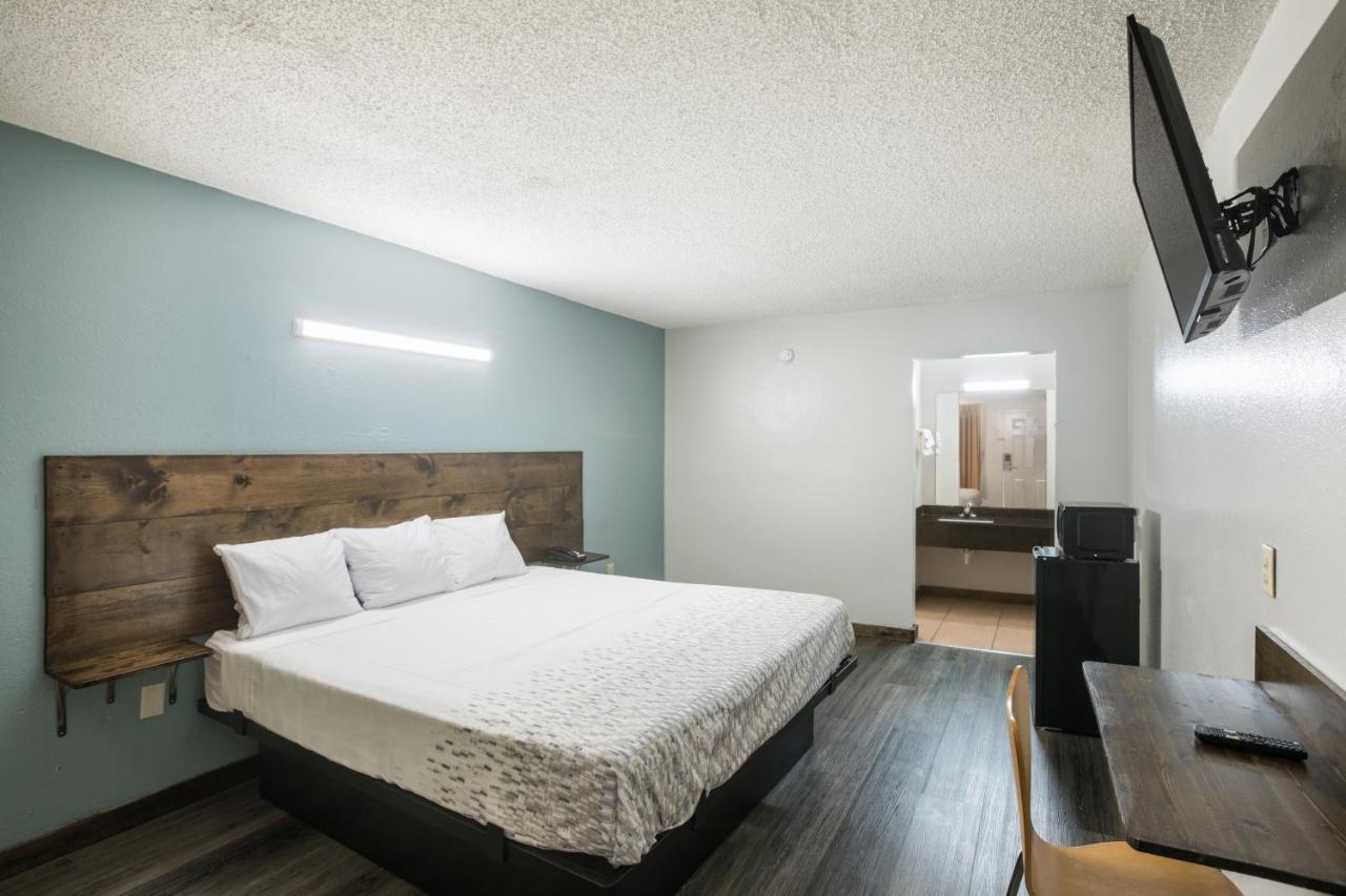 Americas Best Value Inn Stockbridge Bilik gambar