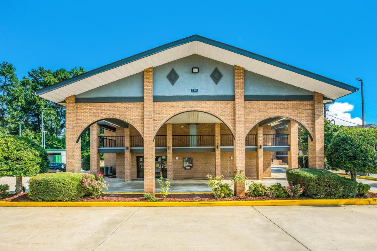 Americas Best Value Inn Stockbridge Luaran gambar