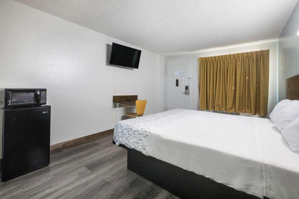 Americas Best Value Inn Stockbridge Bilik gambar