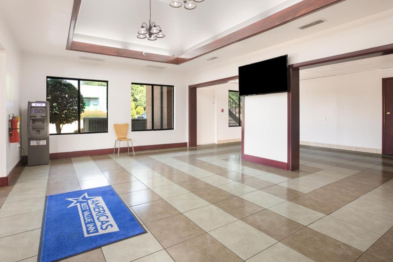 Americas Best Value Inn Stockbridge Luaran gambar