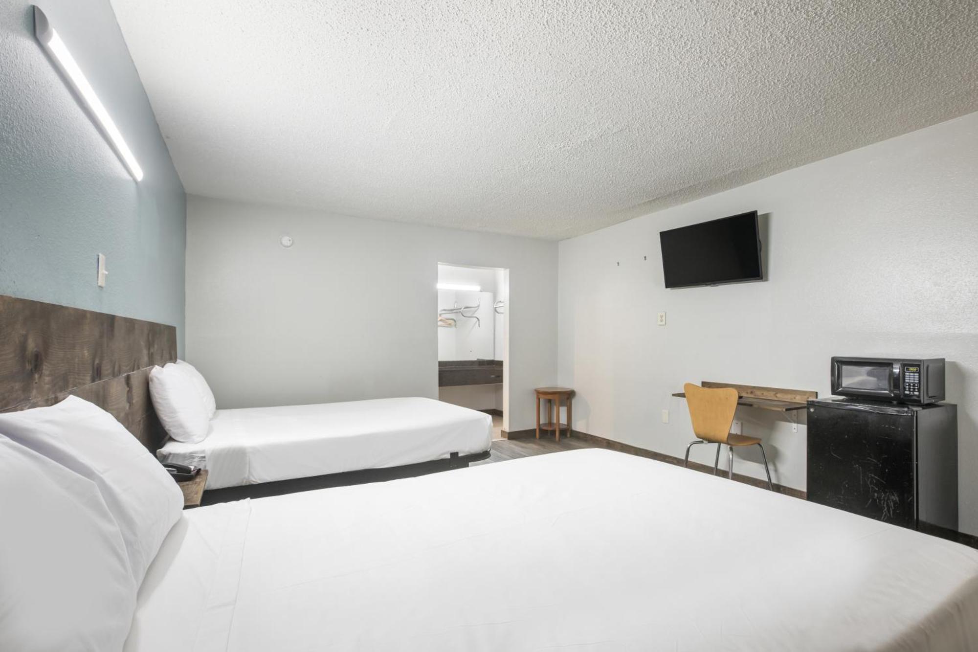 Americas Best Value Inn Stockbridge Bilik gambar