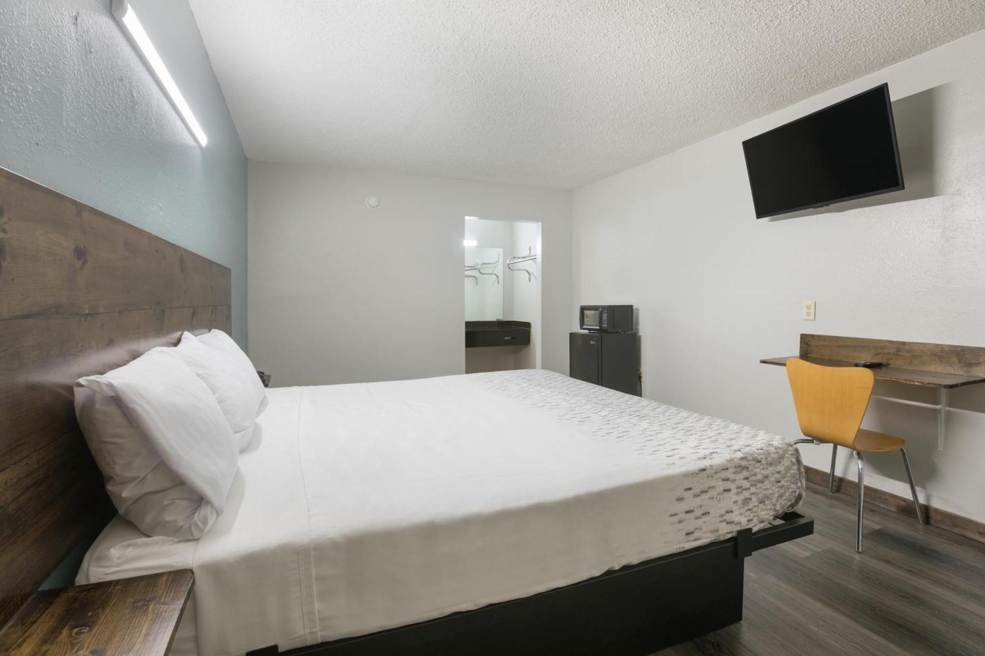Americas Best Value Inn Stockbridge Bilik gambar