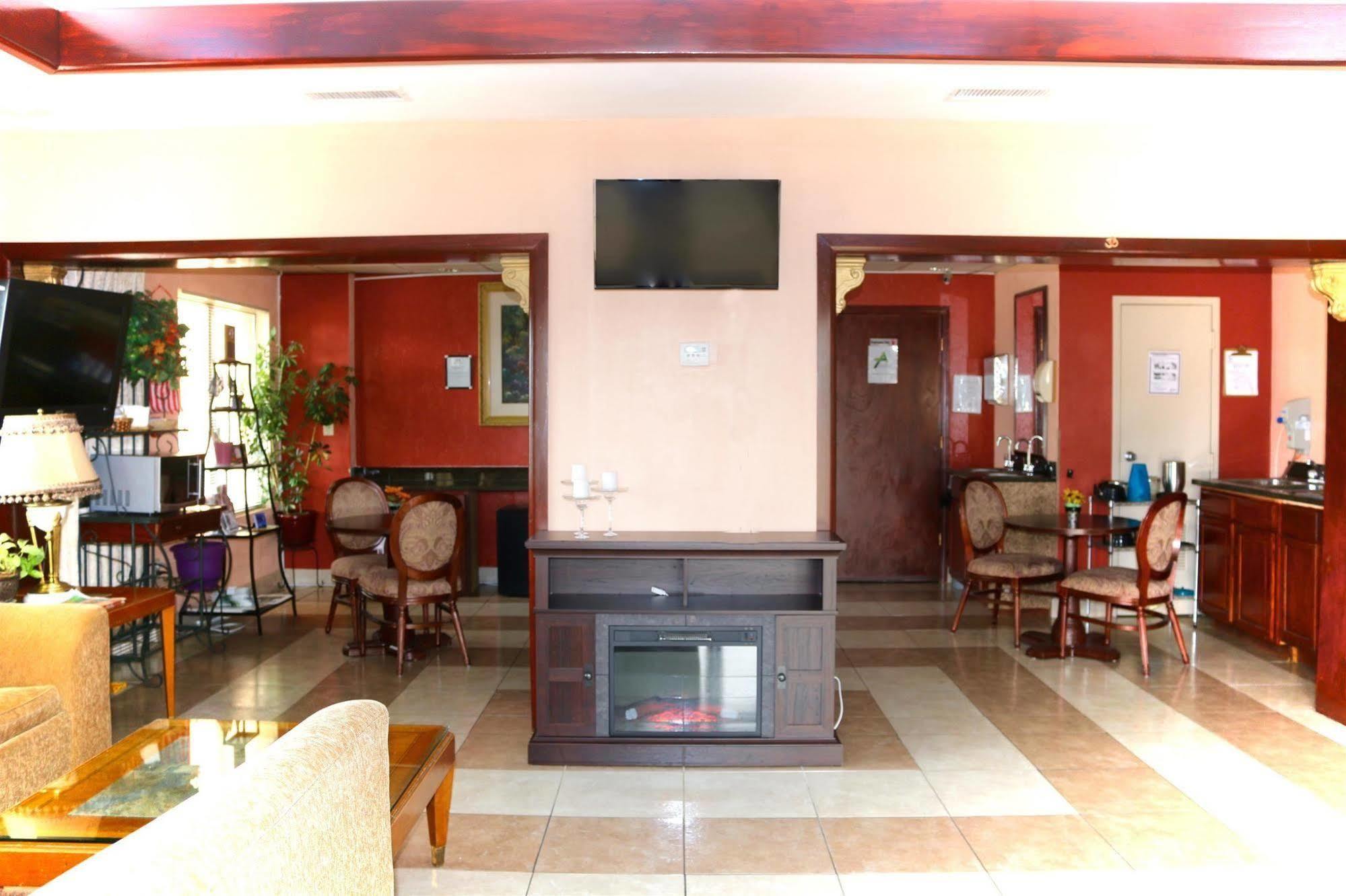Americas Best Value Inn Stockbridge Luaran gambar